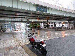 ▲東京・日本橋を出発