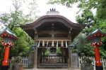 江島神社の奥津宮（本宮）