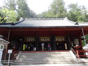 二荒山神社の拝殿