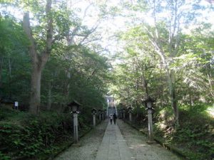 那須湯本温泉の温泉神社の参道