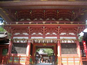 塩竈神社の豪壮な楼門
