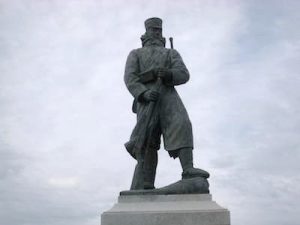 八甲田の「雪中行軍遭難者銅像」