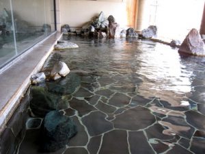 胎内温泉「ロイヤル胎内パークホテル」の露天風呂