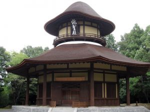 上野公園の俳聖殿