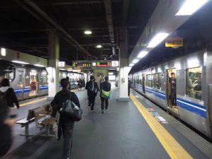 小松駅からJR北陸本線の電車で金沢へ