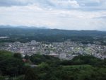 二本松城の本丸跡から二本松の町並みを見下ろす