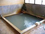 滝沢温泉「松の湯」の湯船
