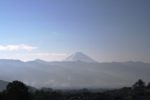 長谷川さんの牧丘の別荘から富士山を見る