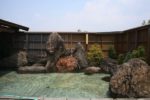 「鷹取の湯」の石庭