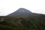 知床峠から見る羅臼岳