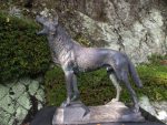 東吉野村のニホンオオカミ像