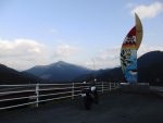 高見峠の三重県側の山岳風景