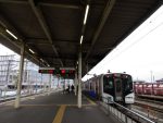 石巻駅から16時54分発の仙石東北ラインの快速仙台行きに乗る