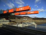 陸前高田の気仙川にかかる新しい橋が建設中