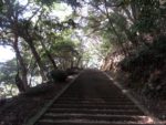 海神神社参道の急な石段