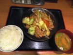 九州道・吉志PAの「肉野菜炒め定食」