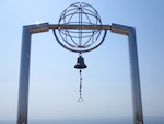 地球岬の「幸福の鐘」