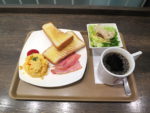 JR市川駅の「B−CAFE」で朝食
