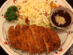 夕食は名古屋名物の「味噌カツ」